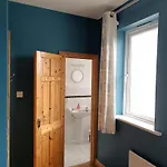4 Bed Close To And Village * 에니스크론
