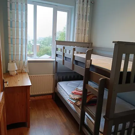 4 Bed Close To And Village *