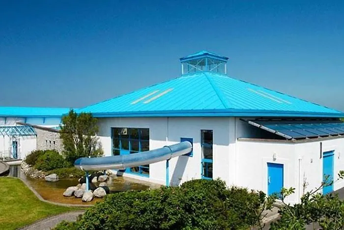 4 Bed By The Sea אניסקרון