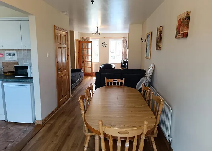 4 Bed Close To And Village Casa de Férias Enniscrone